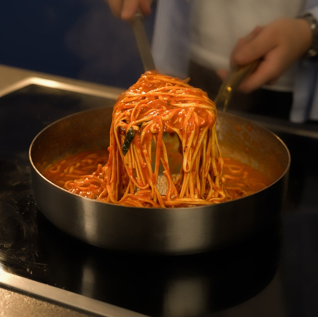How to cook pasta in a titanium pot of boiling salted water